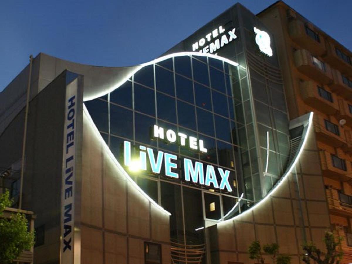 Hotel Livemax Budget Esaka Suita Exteriér fotografie