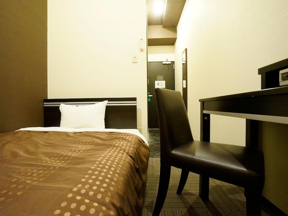 Hotel Livemax Budget Esaka Suita Exteriér fotografie