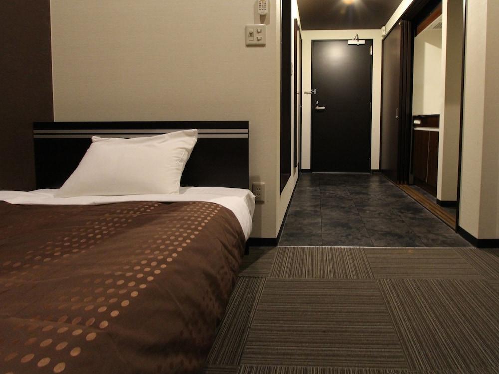Hotel Livemax Budget Esaka Suita Exteriér fotografie