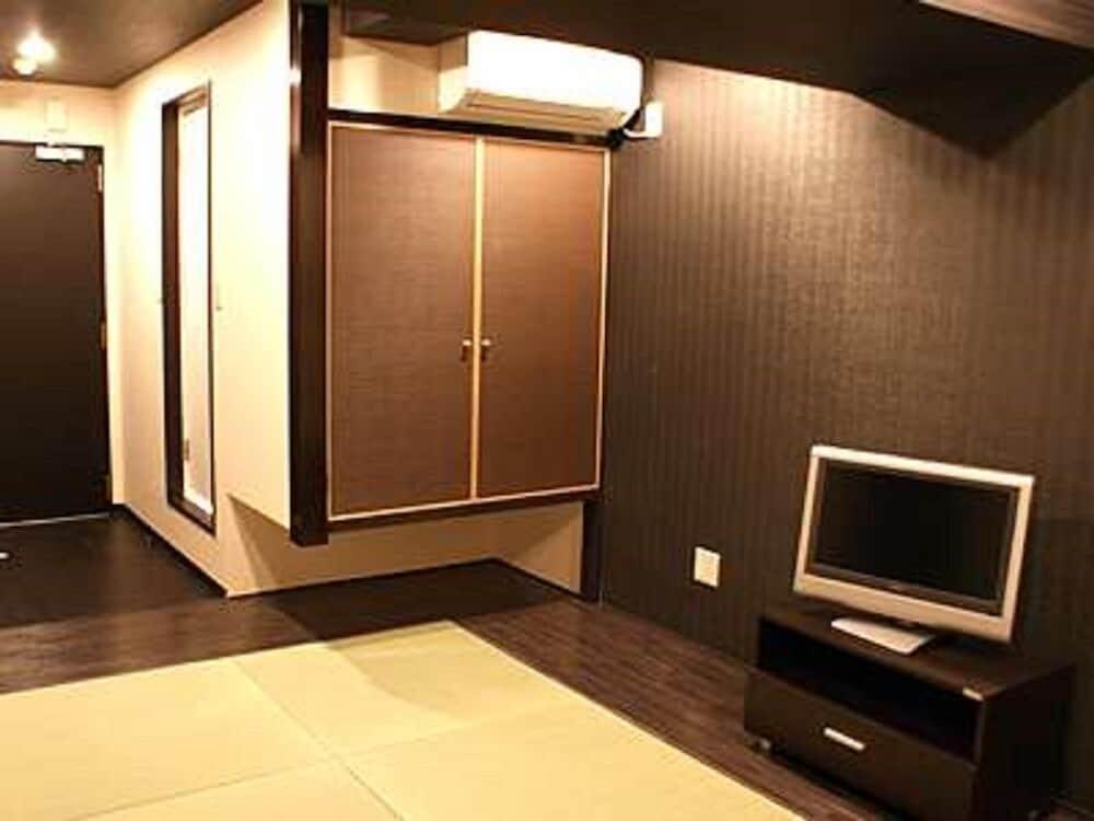 Hotel Livemax Budget Esaka Suita Exteriér fotografie