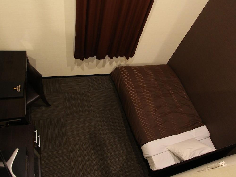 Hotel Livemax Budget Esaka Suita Exteriér fotografie