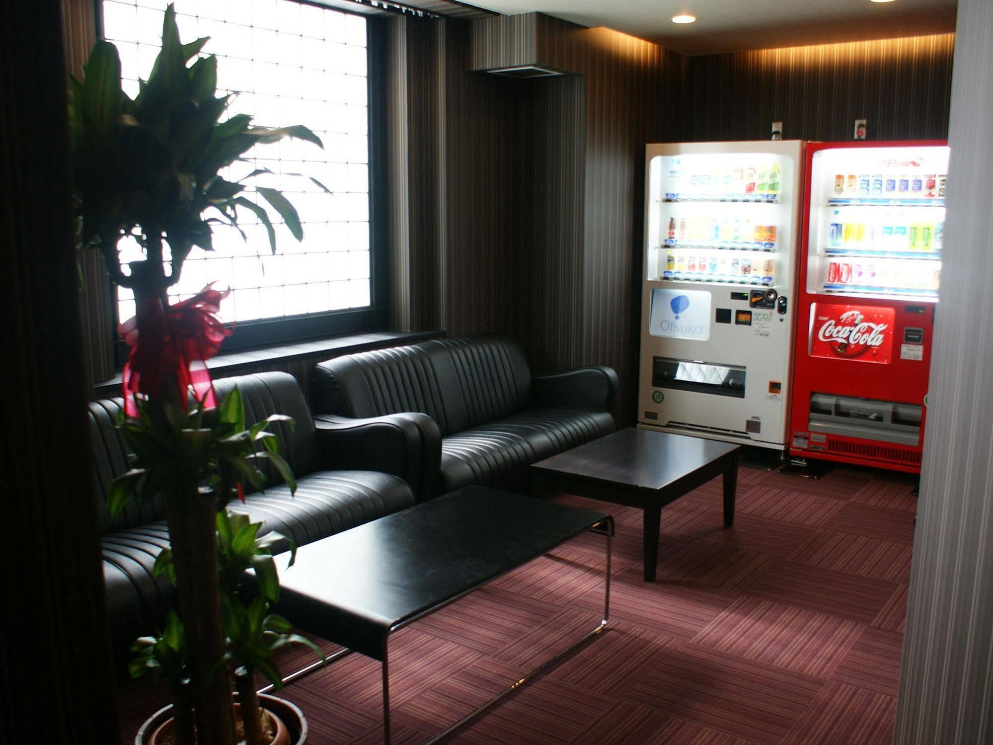 Hotel Livemax Budget Esaka Suita Exteriér fotografie
